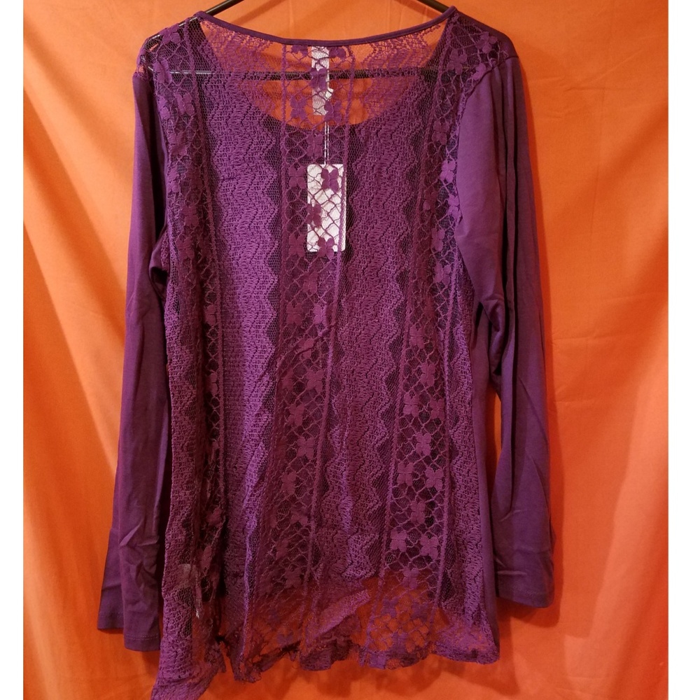 Purple lace back top - Picture 3 of 3